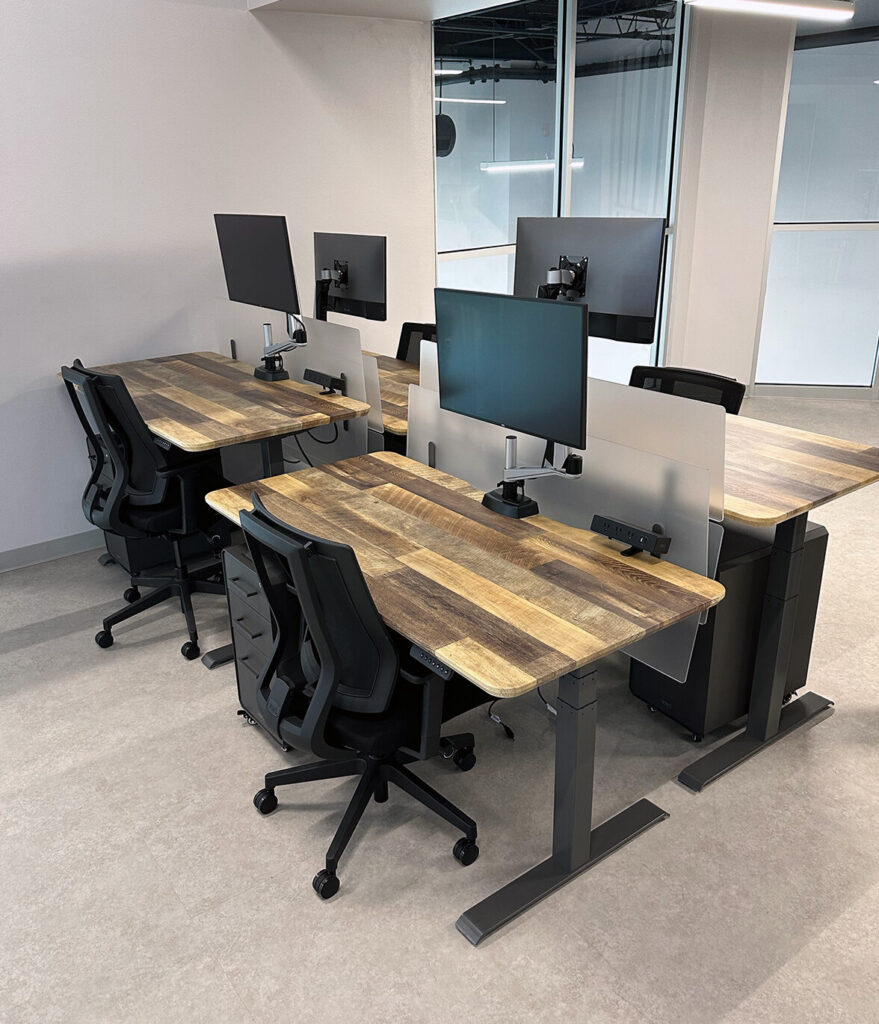 dedicated desk - eBridge Center